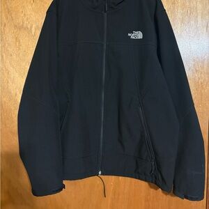 The North Face Men's Black Performance Jacket